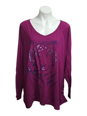 Just My Size Magenta V-Neck Long-Sleeve Top with Tiger Graphic